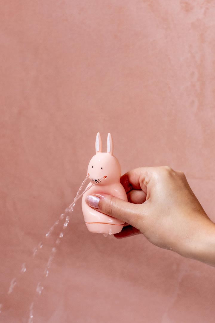 Jouets de bain aspergeur - Mrs. Rabbit & Mr. Fox – Image 5
