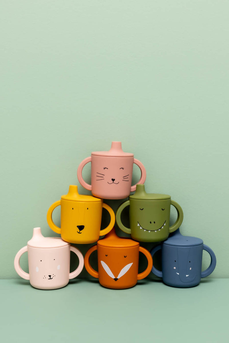 Tasse d'apprentissage en silicone - Mrs. Rabbit – Image 2