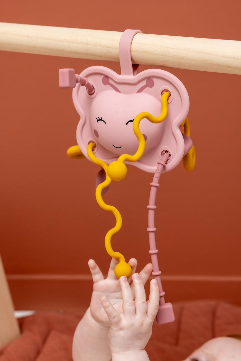 Jouet sensoriel à tirer en silicone - Mrs. Butterfly – Image 2